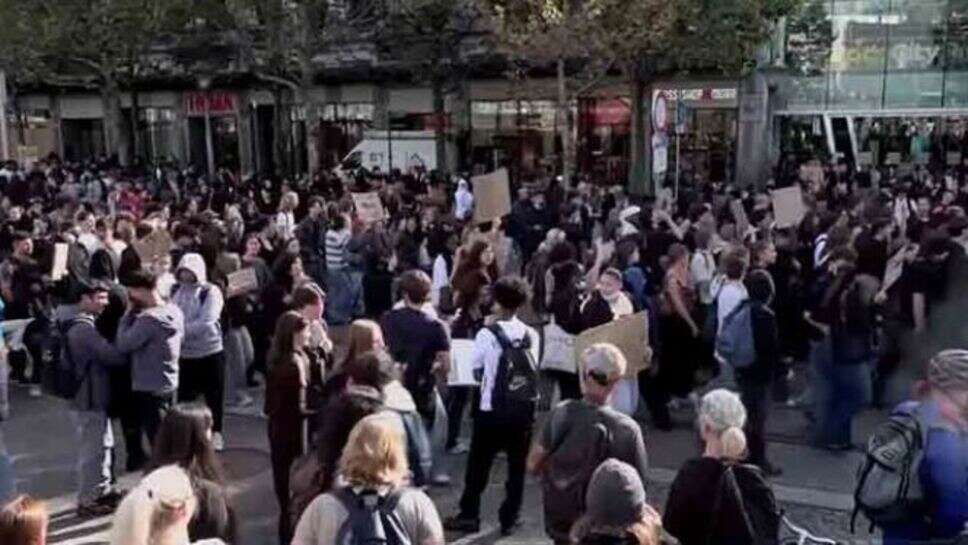 BELGIUM students strikes for education fees increased